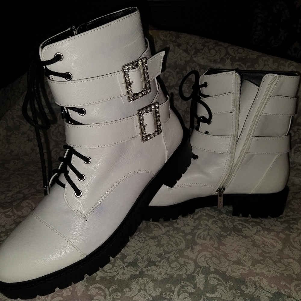 Jessica Simpson boots